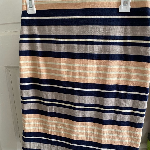 Ann Taylor striped pencil skirt - Picture 1 of 5